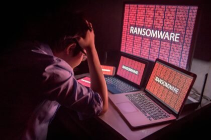 Ilustrasi kerusakan reputasi perusahaan akibat serangan ransomware